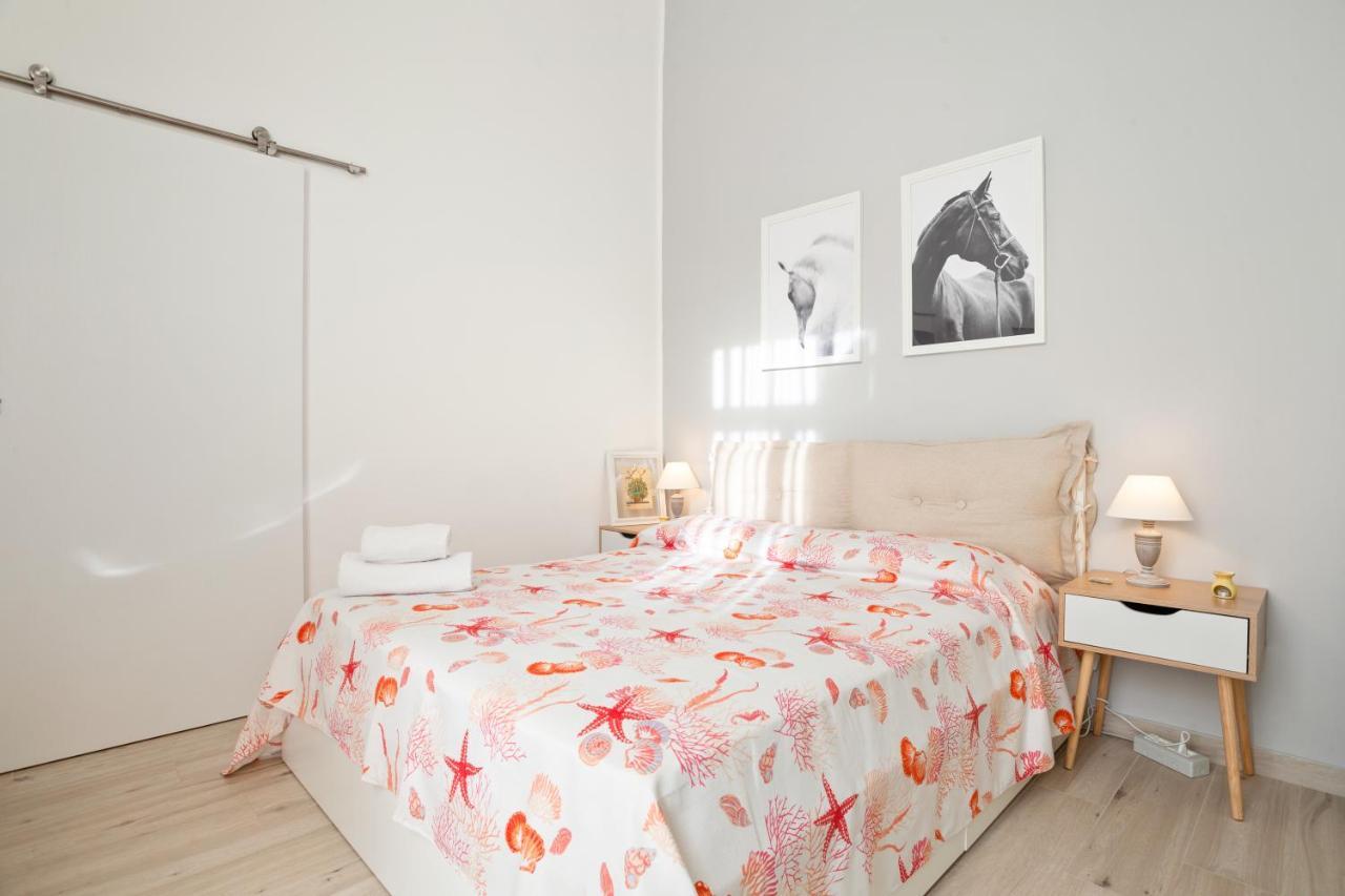 Maison San Michele Lovely Apartment Trani Esterno foto