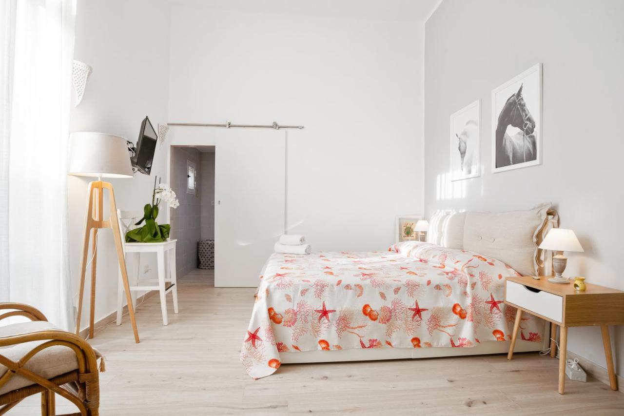 Maison San Michele Lovely Apartment Trani Esterno foto